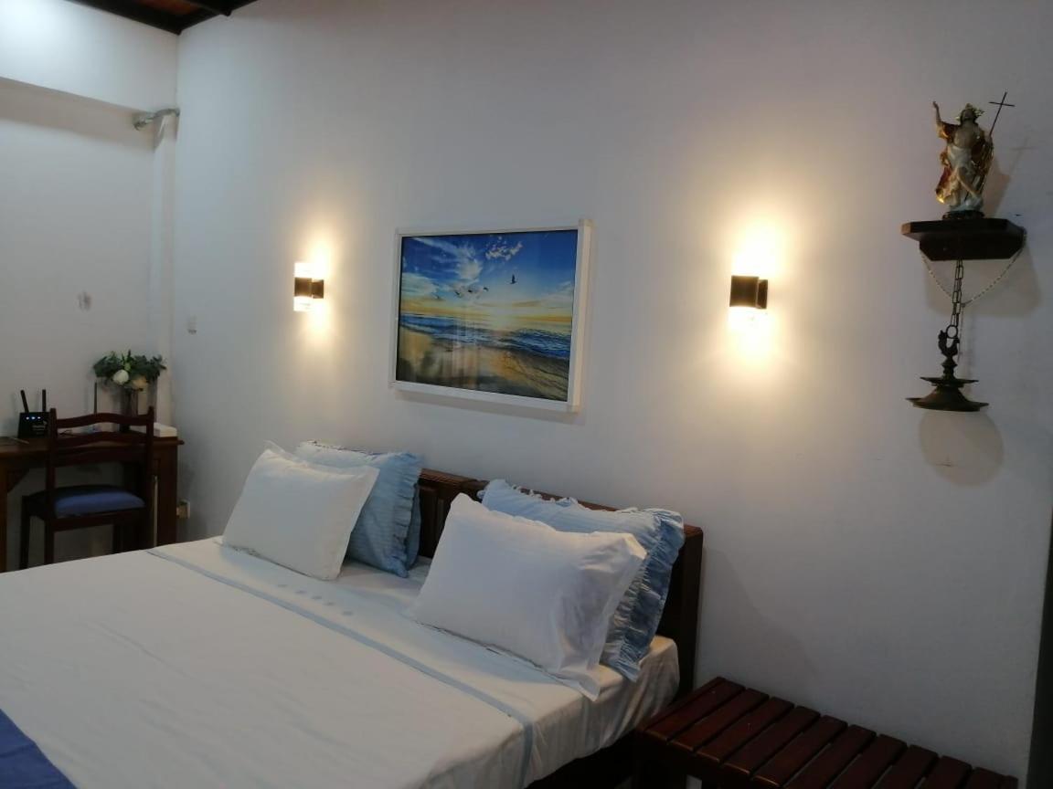 Jennifer'S Villa Negombo Exterior foto